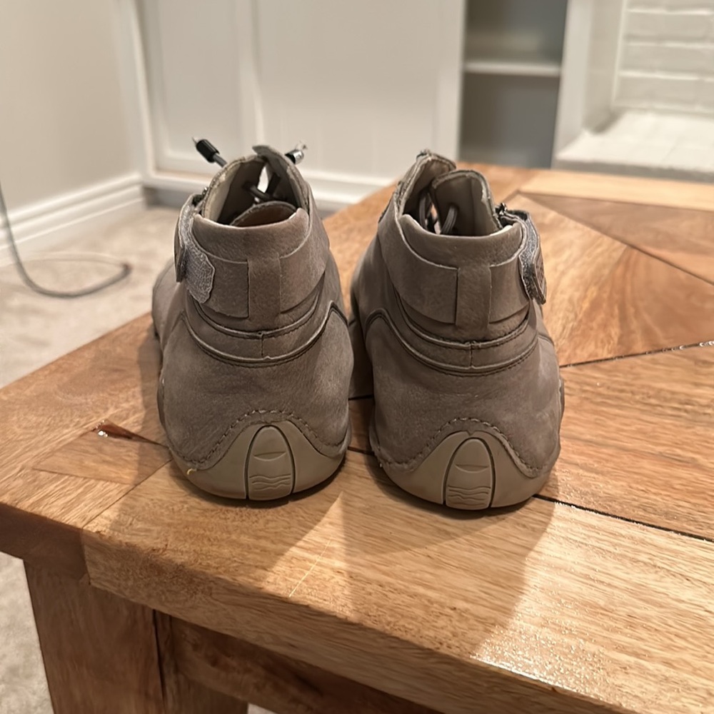 Dbeck - Picture 4 of 5